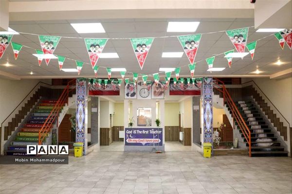 بازدید از پروژه‌های مدارس سبز در تبریز