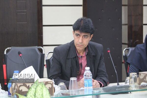 جلسه کارشناسان سنجش و ارزیابی شهرستان‌ها و مناطق استان بوشهر