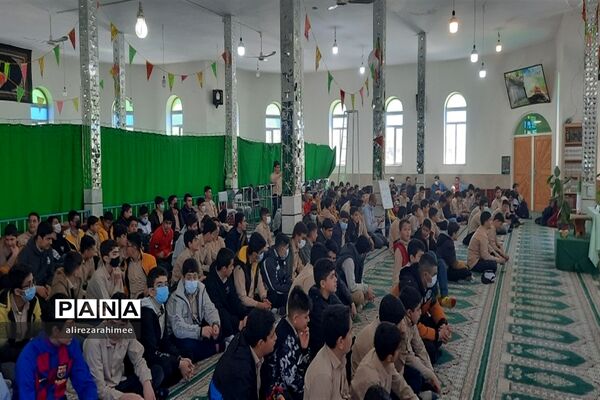 برگزاری آیین نمادین جشن تکلیف دانش‌آموزان پسر شهرستان فیروزکوه