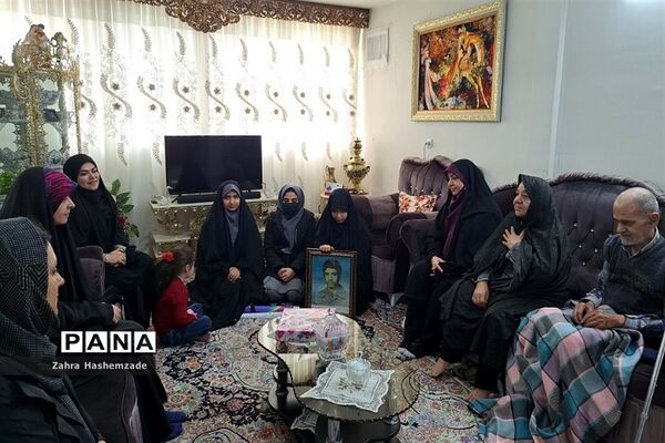 دیدار با خانواده شهدا به‌مناسبت گرامیداشت روز شهدا در شهرری