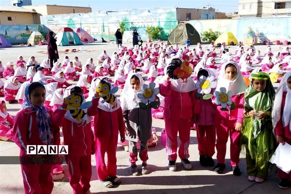برگزاری اعیاد شعبانیه در دبستان فاطمیه شهرستان خاتم