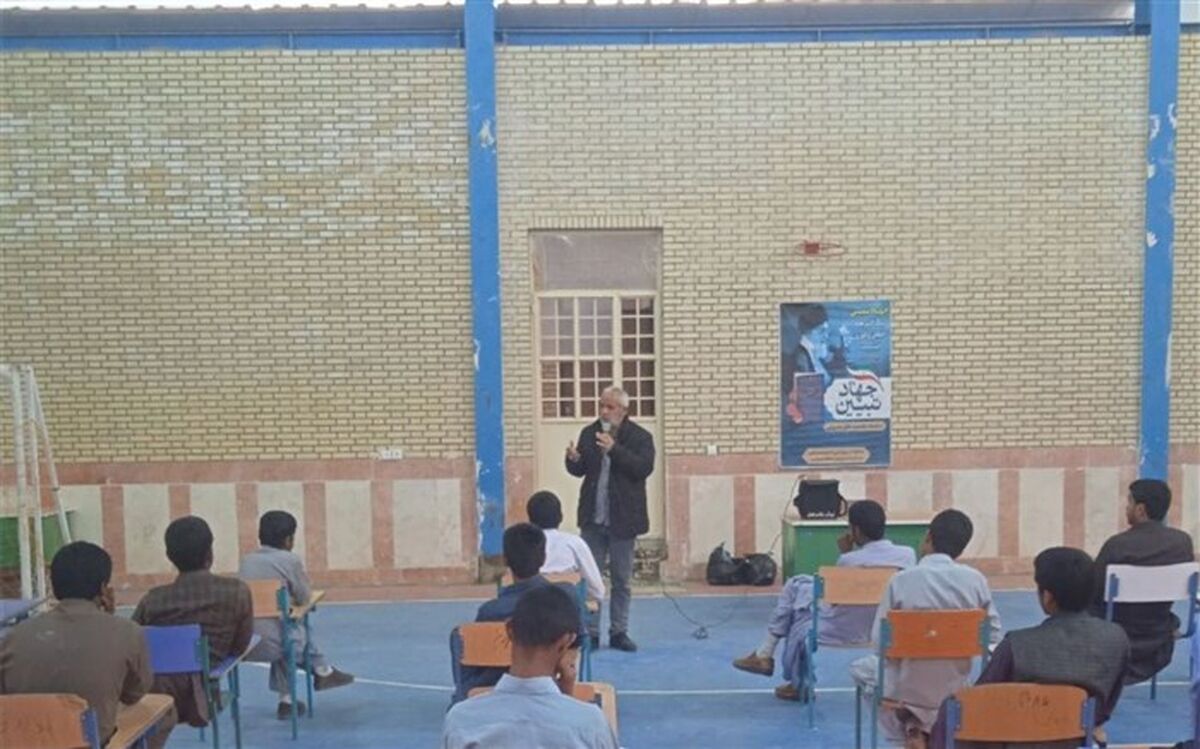 لزوم پاسخگویی مناسب به شبهات و سوالات دانش‌آموزان