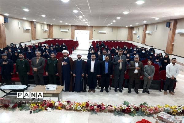 تجلیل از عوامل اجرایی مدرسه انقلاب در شادگان