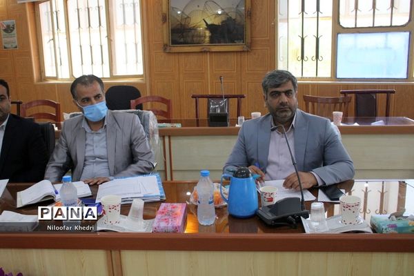 کارگاه آموزشی توانمند‌سازی کارشناسان ارزیابی عملکرد و پاسخگویی به شکایات آموزش و پرورش استان بوشهر