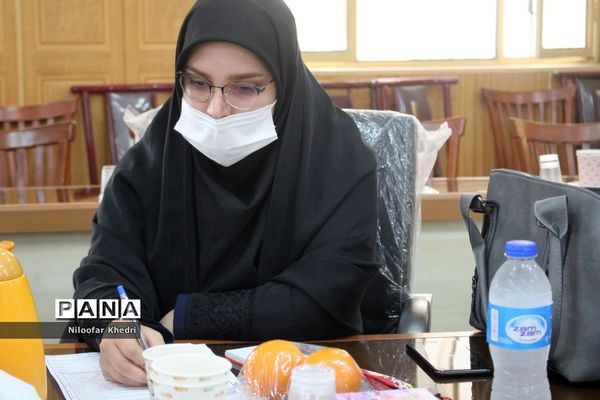 کارگاه آموزشی توانمند‌سازی کارشناسان ارزیابی عملکرد و پاسخگویی به شکایات آموزش و پرورش استان بوشهر