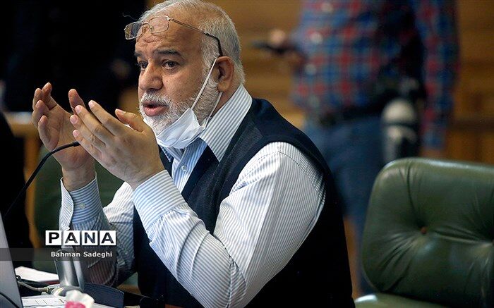 ارائه گزارش حساب‌های درآمد و هزینه شهرداری در جلسه شورای شهر تهران