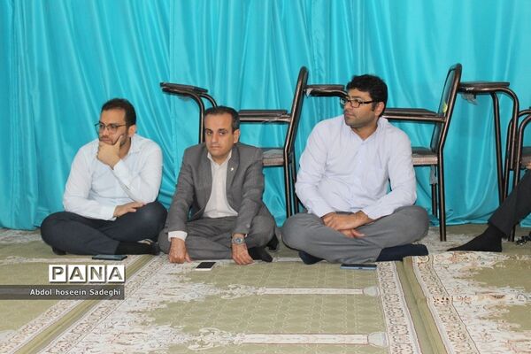آیین تجلیل از همکاران خانواده معزز شهدای اداره‌کل آموزش و پرورش استان بوشهر