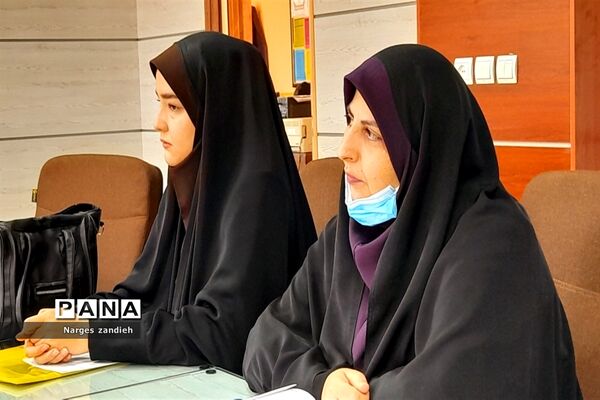 نشست صمیمی و تقدیر از  راهبران گروه‌های آموزشی آموزش و پرورش ملارد