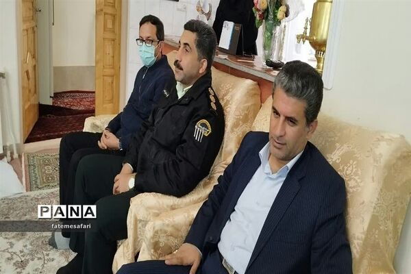 آیین غبارروبی و عطر افشانی مزار شهدا و طرح سلام بر شهید در شهرستان فیروزکوه