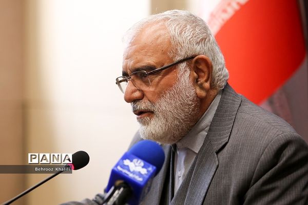 نشست خبری رئیس کمیته امداد