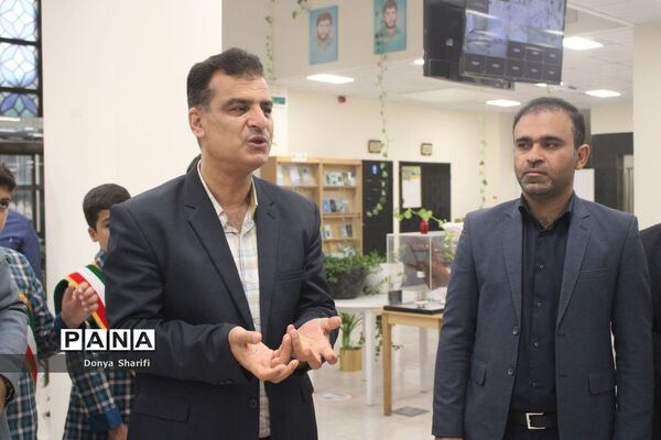 نمایشگاه جابربن حیان دبستان شهید کاوه شهرستان بوشهر