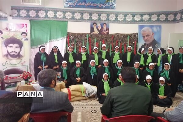 برگزاری مراسم بزرگداشت شهدا درمدارس ابرکوه