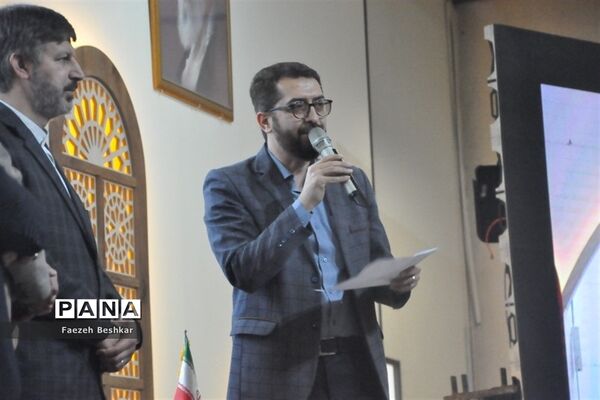 اختتامیه جشنواره ملی لاله‌های روشن در مازندران
