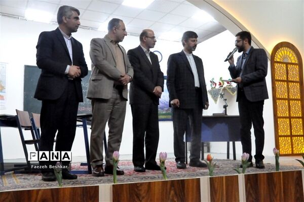 اختتامیه جشنواره ملی لاله‌های روشن در مازندران