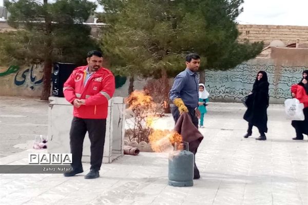 جشن سبزه‌ها در مدارس آباده