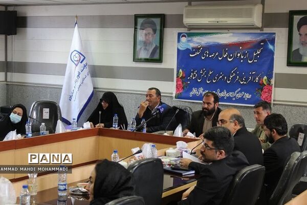 تجلیل از بانوان فعال و اثرگذار فشافویه