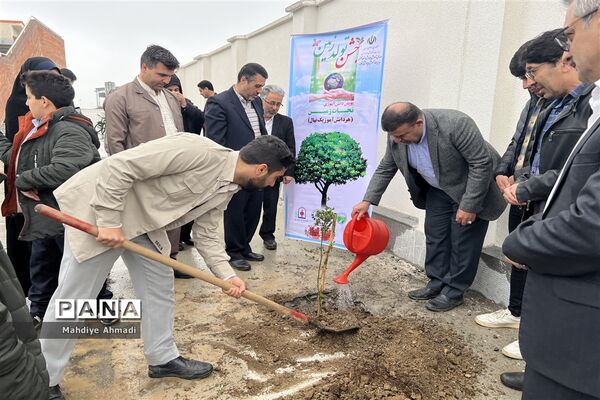 مراسم درختکاری در گلستان