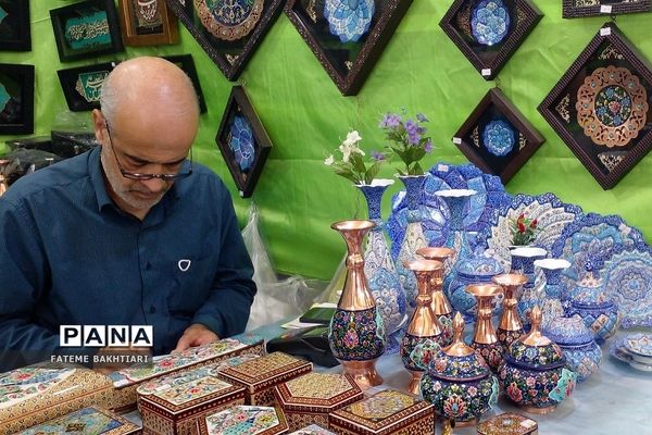 حال و هوای شب عید در بازار شهرری