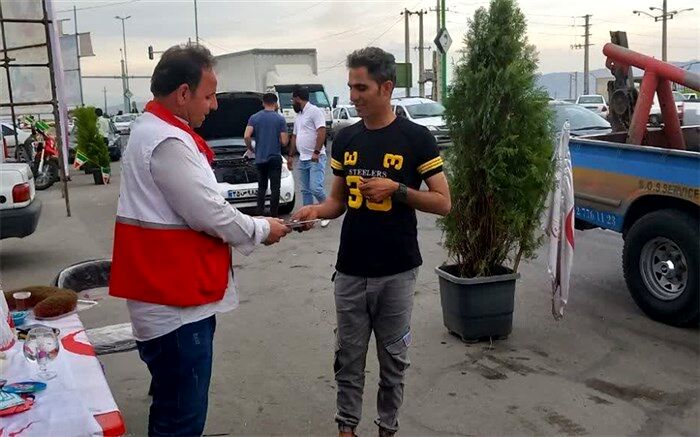 فعالیت سفیران ایمنی، سلامت و نشاط اجتماعی جوانان هلال احمر قرچک