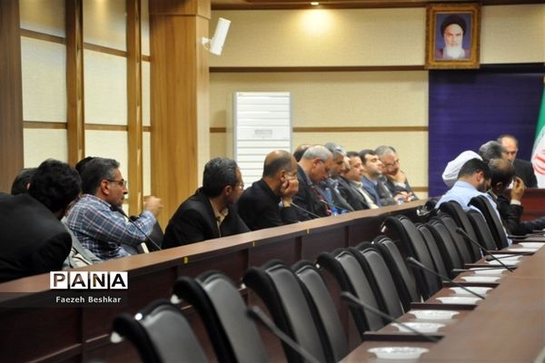 تجلیل و تقدیر از ورزشکاران مدال آور در ساری