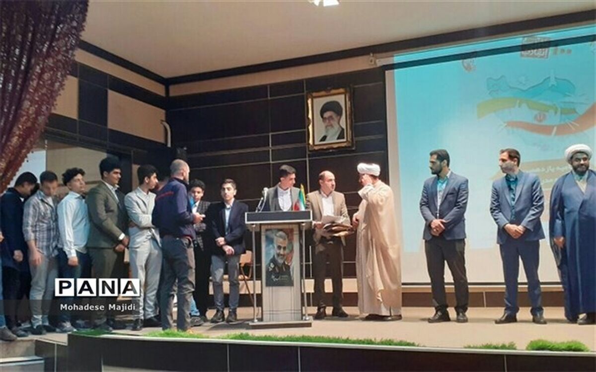 یکی از اهداف اجرای طرح «مدرسه انقلاب»، کشف استعداد دانش‌آموزان در زمینه روایتگری است