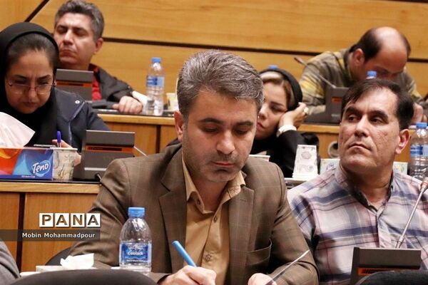 پنجمین نشست خبری رئیس دانشگاه علوم پزشکی تبریز