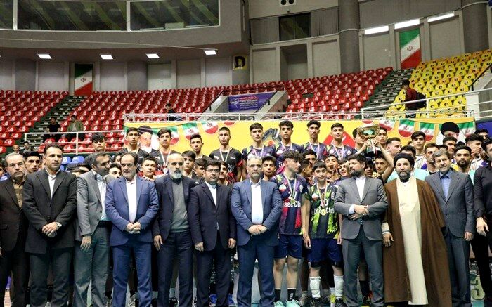 پایان مسابقات والیبال جام پرچم با معرفی تیم های برتر