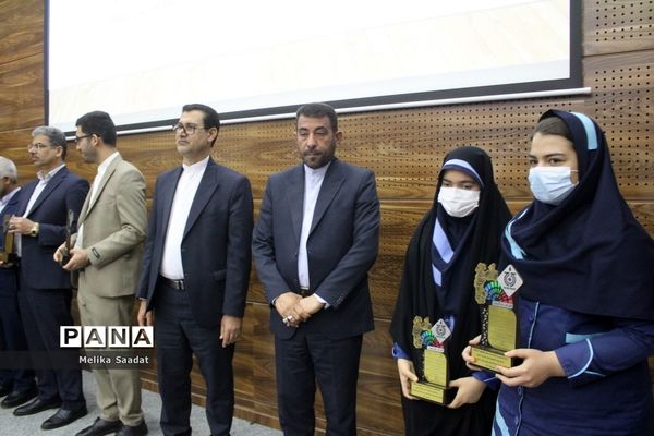 تجلیل از طلایه داران دوره سوم تربیت در بوشهر