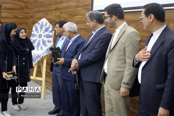 تجلیل از طلایه داران دوره سوم تربیت در بوشهر