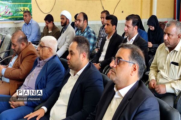 توزیع تجهیزات ورزشی در مدارس کارون