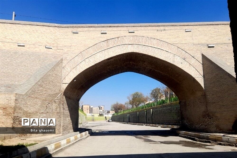 پل ۱۵ خرداد در باقرآباد یکی از  تاثیرگذارترین مکان‌ها در تاریخ ایران‌