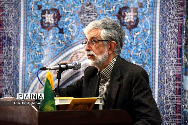 جلسه شورای مدیران مدارس امام رضا (ع) با حضور حداد عادل