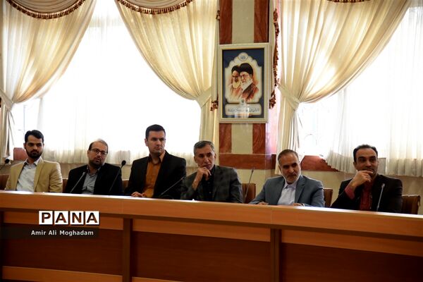 جلسه شورای مدیران مدارس امام رضا (ع) با حضور حداد عادل