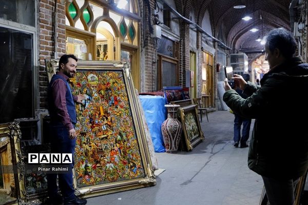 یک قدم مانده به عید در تبریز