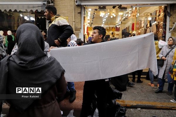 یک قدم مانده به عید در تبریز