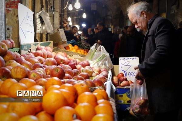 یک قدم مانده به عید در تبریز