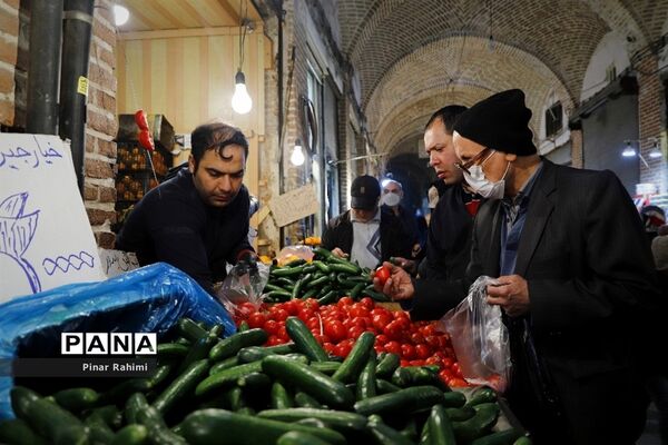 یک قدم مانده به عید در تبریز