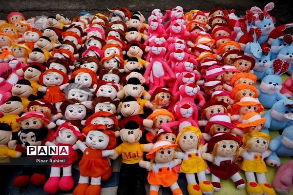 یک قدم مانده به عید در تبریز