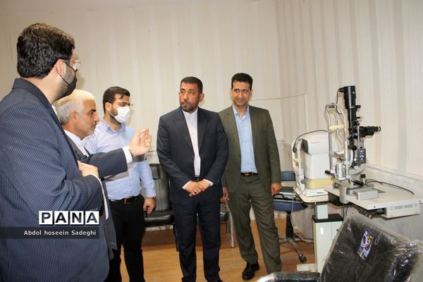 بازدید مدیرکل آموزش و پرورش استان بوشهر از درمانگاه شهدای فرهنگیان بوشهر