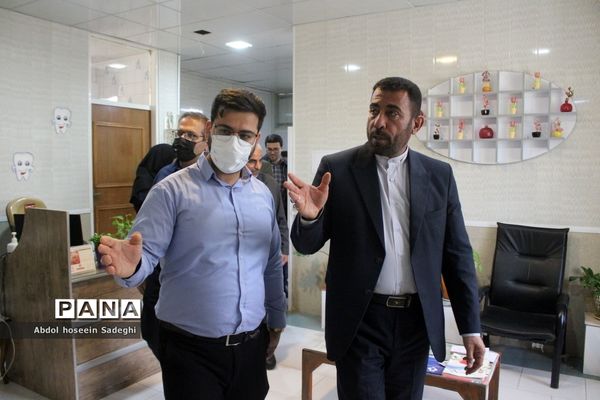 بازدید مدیرکل آموزش و پرورش استان بوشهر از درمانگاه شهدای فرهنگیان بوشهر