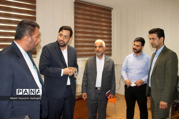 بازدید مدیرکل آموزش و پرورش استان بوشهر از درمانگاه شهدای فرهنگیان بوشهر