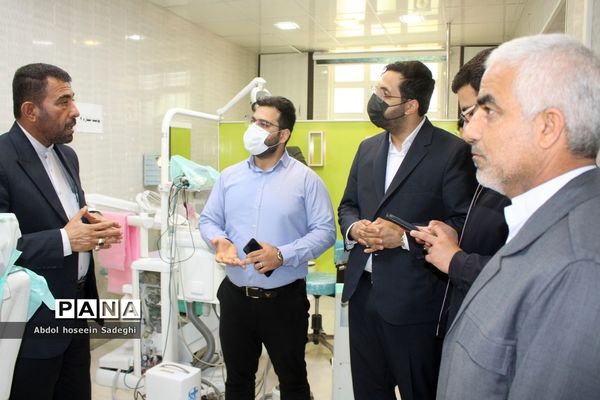 بازدید مدیرکل آموزش و پرورش استان بوشهر از درمانگاه شهدای فرهنگیان بوشهر