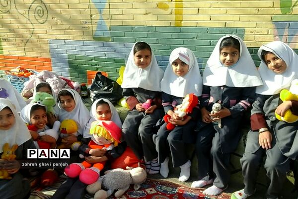 یک روز خاطره انگیز در مدرسه دخترانه آیت الله خاتمی یزد