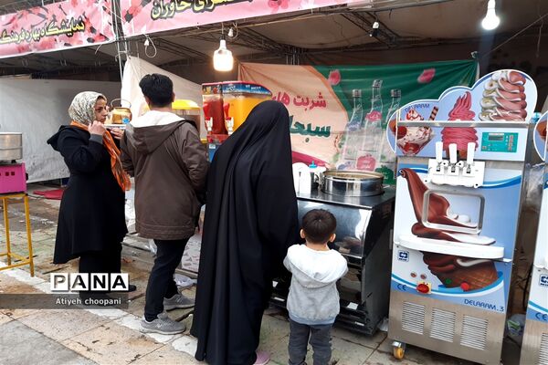 نمایشگاه عرضه مستقیم کالای بهاره در فرهنگسرای خاوران