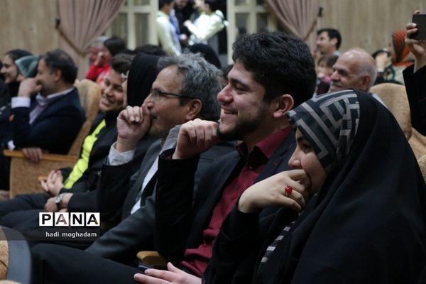 جشن خانوادگی معاونان پرورشی فعال مدارس مشهد در زمینه اردویی