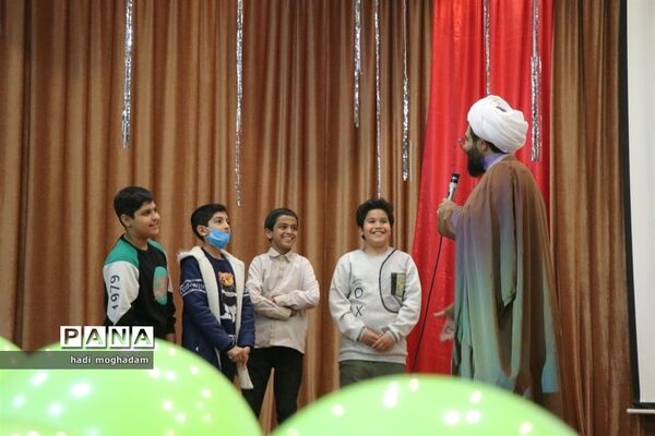 جشن خانوادگی معاونان پرورشی فعال مدارس مشهد در زمینه اردویی