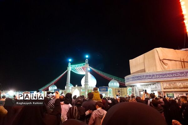 لحظات تحویل سال در مسجد مقدس جمکران