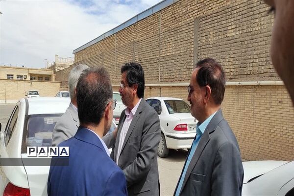 بازدید مدیرکل آموزش و پرورش استان از ستاد اسکان نوروزی ابرکوه