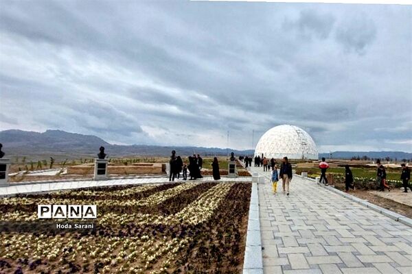 رصدخانه مراغه یکی از بناهای تاریخی و علمی ایران در استان آذربایجان شرقی
