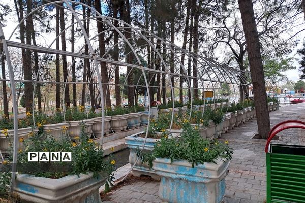 پارک آبی قنات  قَصَبه گناباد گذرگاه عبور عمیق‌ترین قنات جهان